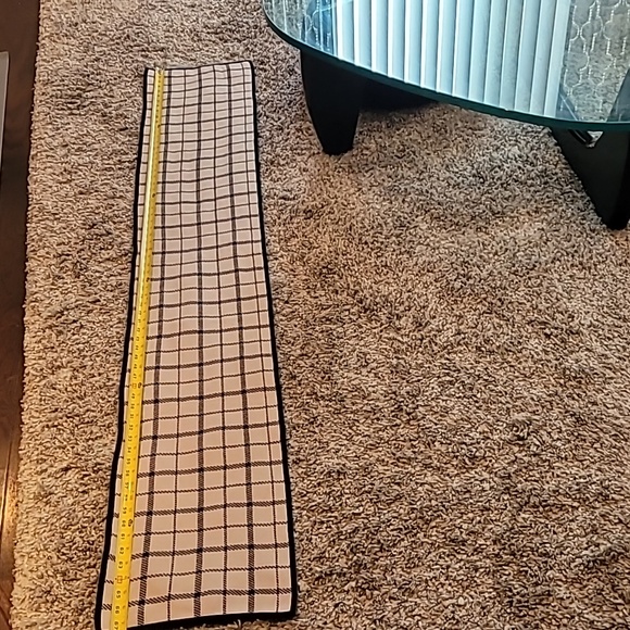 Coach Scarf - Picture 6 of 9